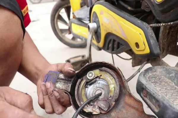 东丽区电动车刹车故障